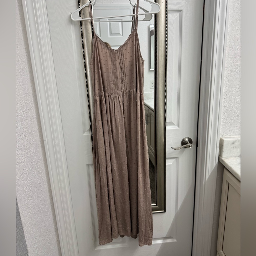 Final Touch Taupe Clip Dot maxi dress with pockets and adjustable straps Medium